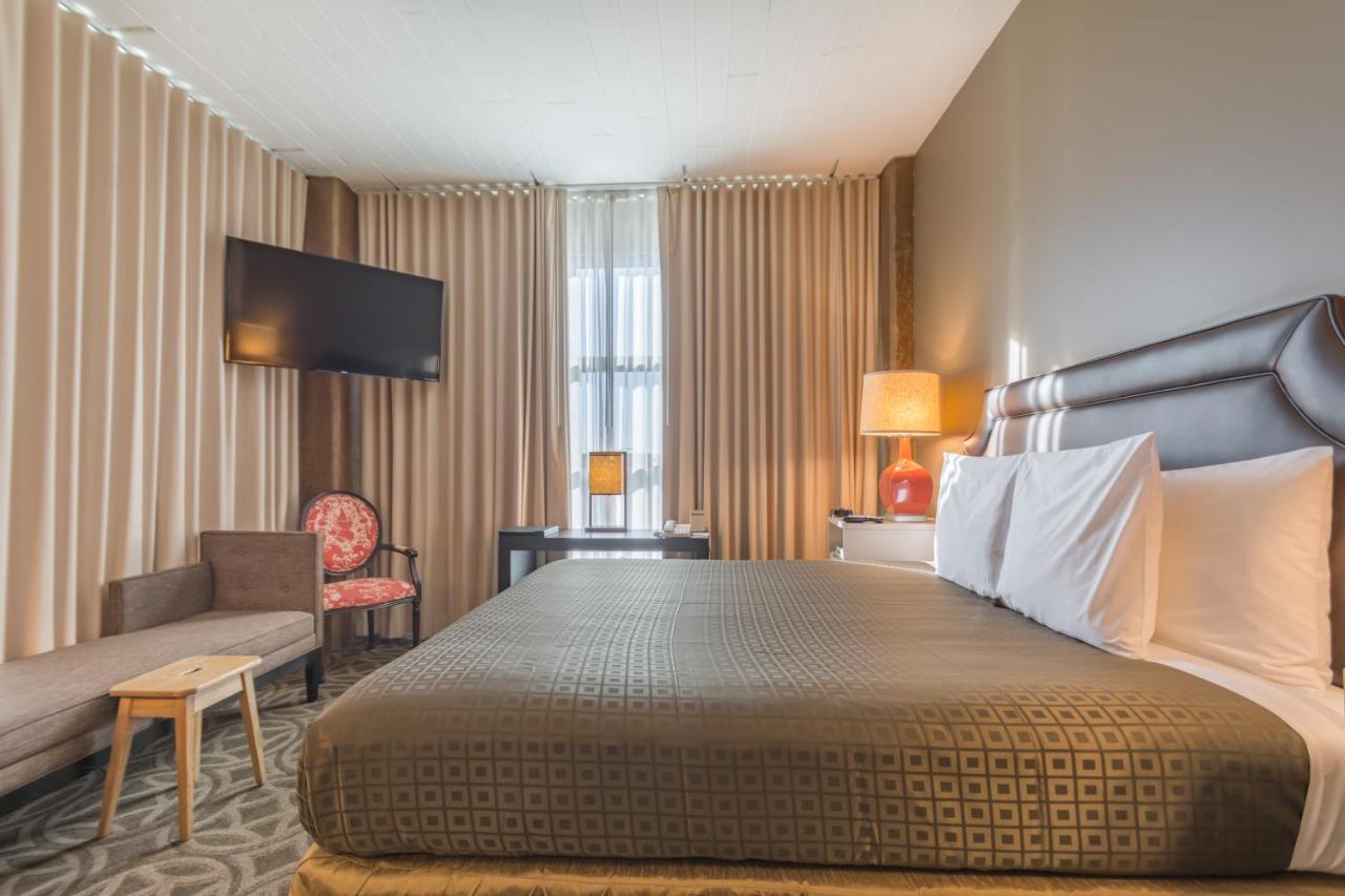 Hotel Proximity